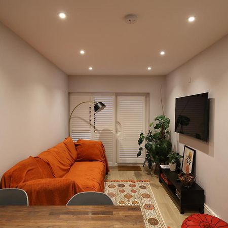 Little Vine - Beautiful Ground Floor Flat In South London Apartman Sutton  Kültér fotó