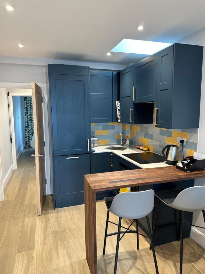 Little Vine - Beautiful Ground Floor Flat In South London Apartman Sutton  Kültér fotó