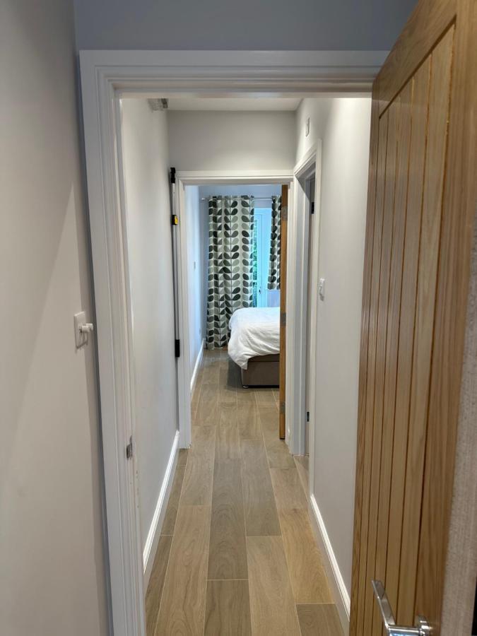 Little Vine - Beautiful Ground Floor Flat In South London Apartman Sutton  Kültér fotó